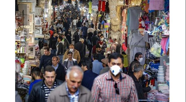 شیوع کرونا در ایران با بازگشایی مشاغل پُرخطر و رفع محدودیت‌ها بیشتر شده است ـ عکس از آرشیو