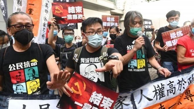 در روز چهارشنبه تظاهرات پراکنده ای در هنگ کنگ برگزار شد
