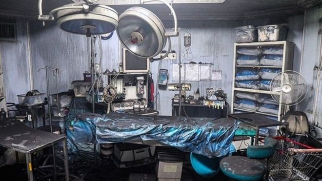 اتاق عمل کلینیک پزشکی سینا اطهر پس از وقوع انفجار کپسول‌های اکسیژن