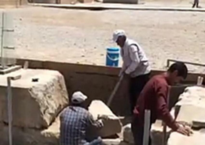 اعتراض‌ به مرمت «خودسرانه» بلوک‌های سنگی تخت جمشید با آجر و سیمان