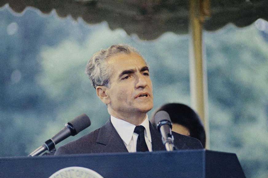 چهل سال گذشت؛ اما دوران پهلوی نگذشت…