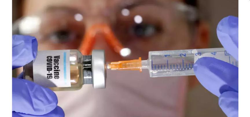 شرکت مُدرنا برای ساخت واکسن کووید ۱۹، مبلغ ۴٨٣ میلیون دلار از دولت آمریکا کمک دریافت کرده است © Dado Ruvic/Reuters