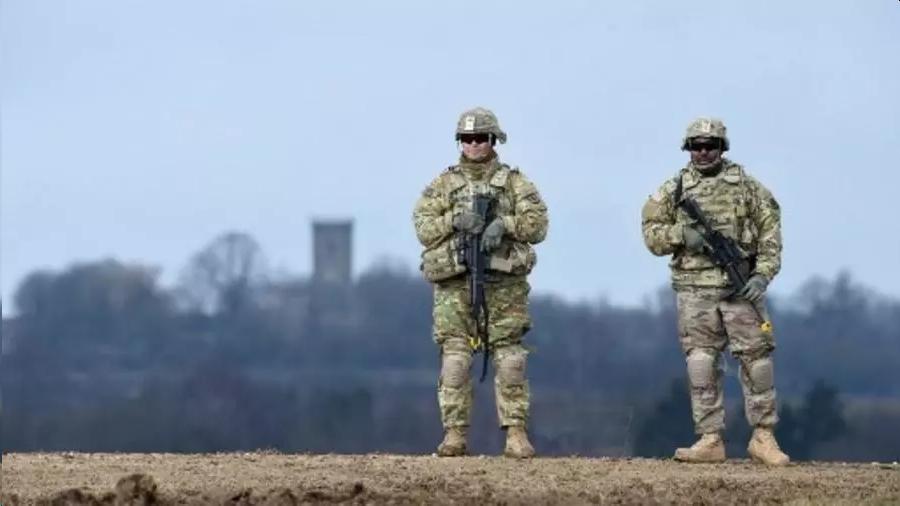 سرباران آمریکائی هنگام انجام تمرینات نظامی در جنوب آلمان ـ ٤ مارس ٢٠٢٠ Christof STACHE / AFP