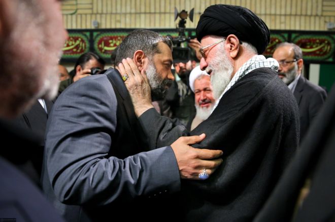 آقای کریمی از روضه‌خوانان مورد علاقه آقای خامنه‌ای است