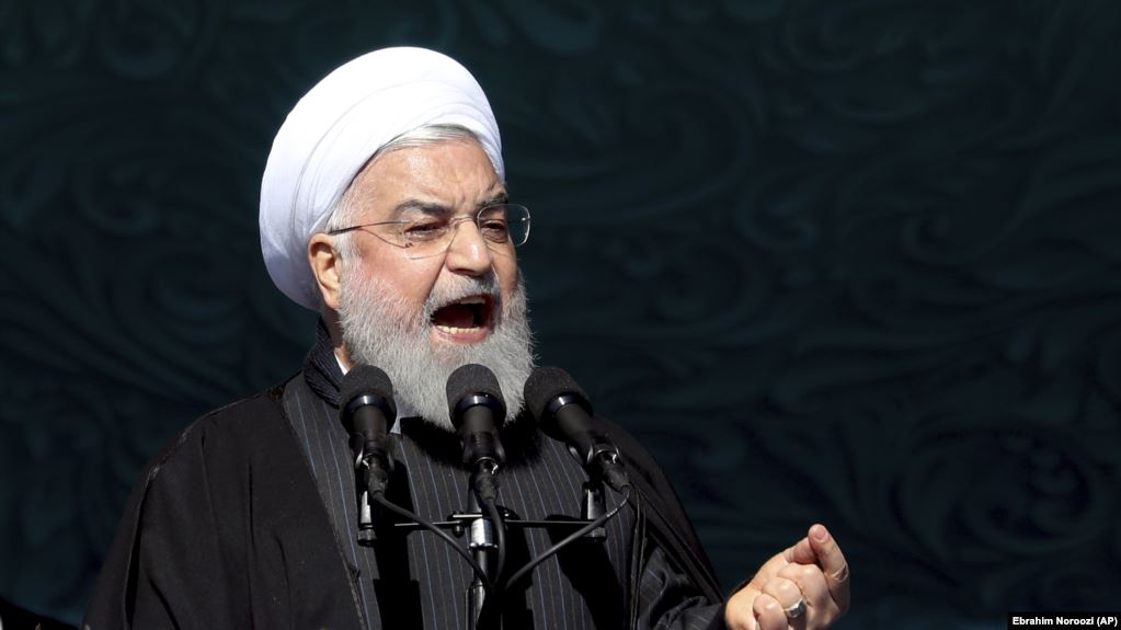 رئیس‌جمهور ایران ۱۷ اردیبهشت‌ماه گفت: «از مشکلات عمده اقتصادی عبور کردیم.»