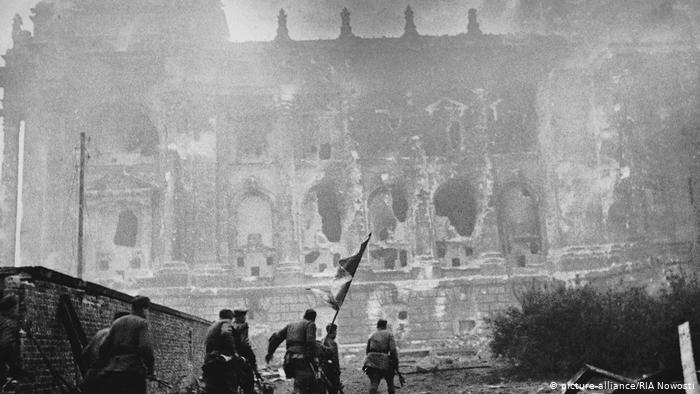 پایان جنگ جهانی‌ دوم، روز رهایی آلمان یا روز شکست؟
