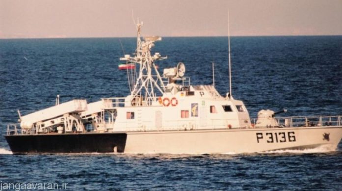 سپاه پاسداران  یک کشتی تجاری رنگ‌شده را به نام ناو جدید جنگی معرفی کرد