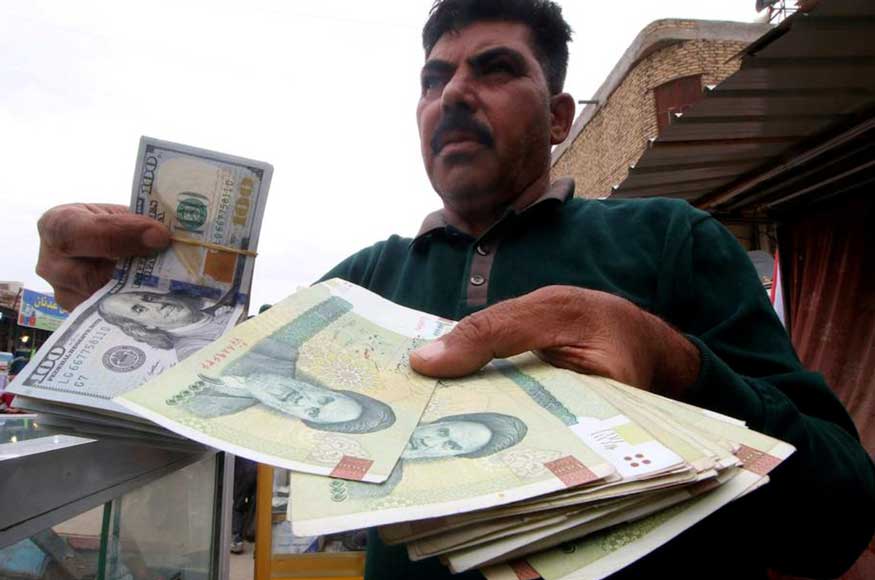 اقتصاد ایران از کنترل نظام خارج می‌شود؟