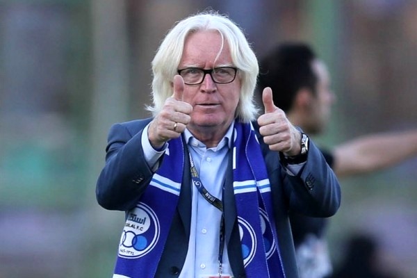 به جپارف و تیام التماس کردم که بمانند!